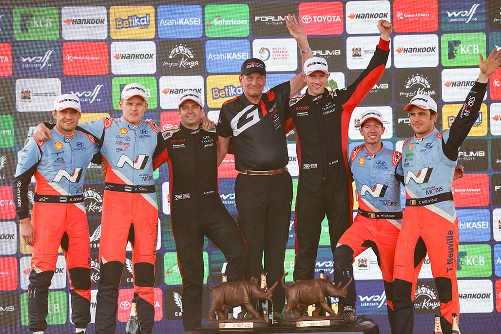 safari podium 25