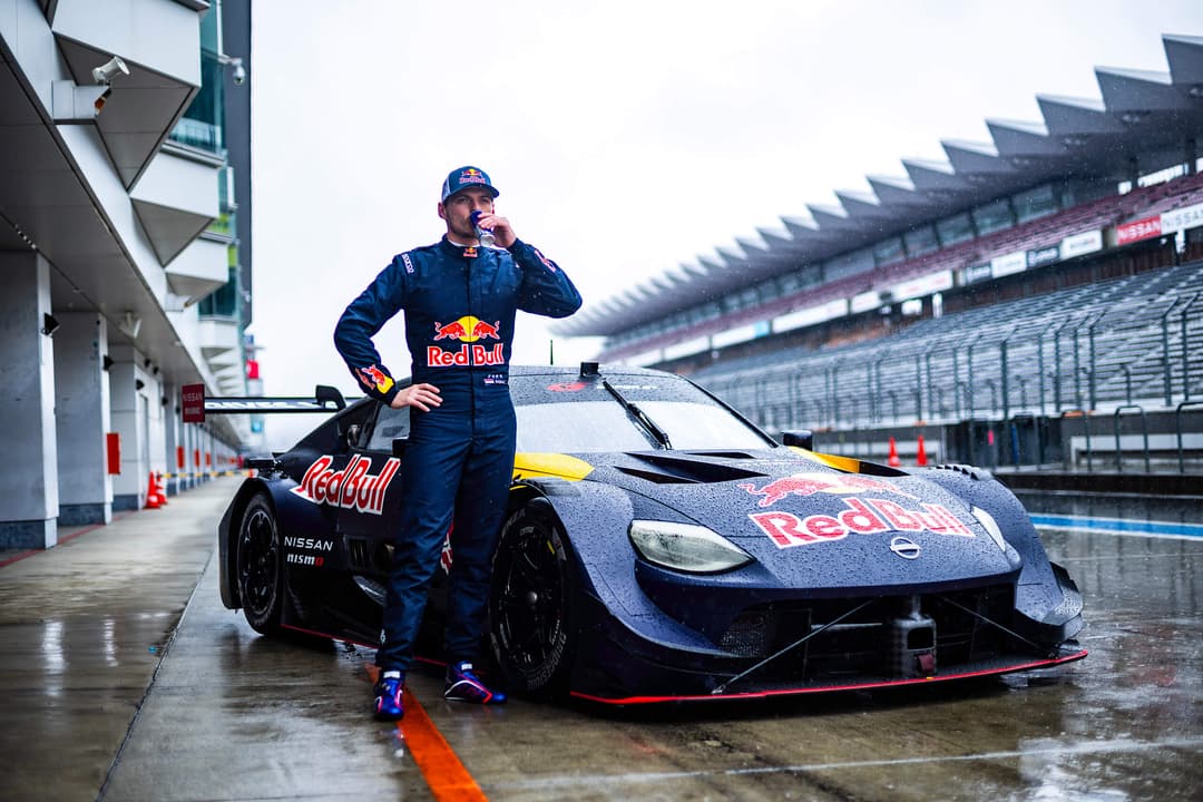 Verstappen okusil Super GT a hned zazářil
