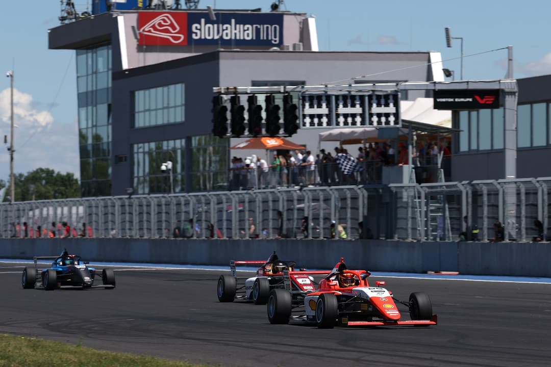 Janík Motorsport F4 CEZ