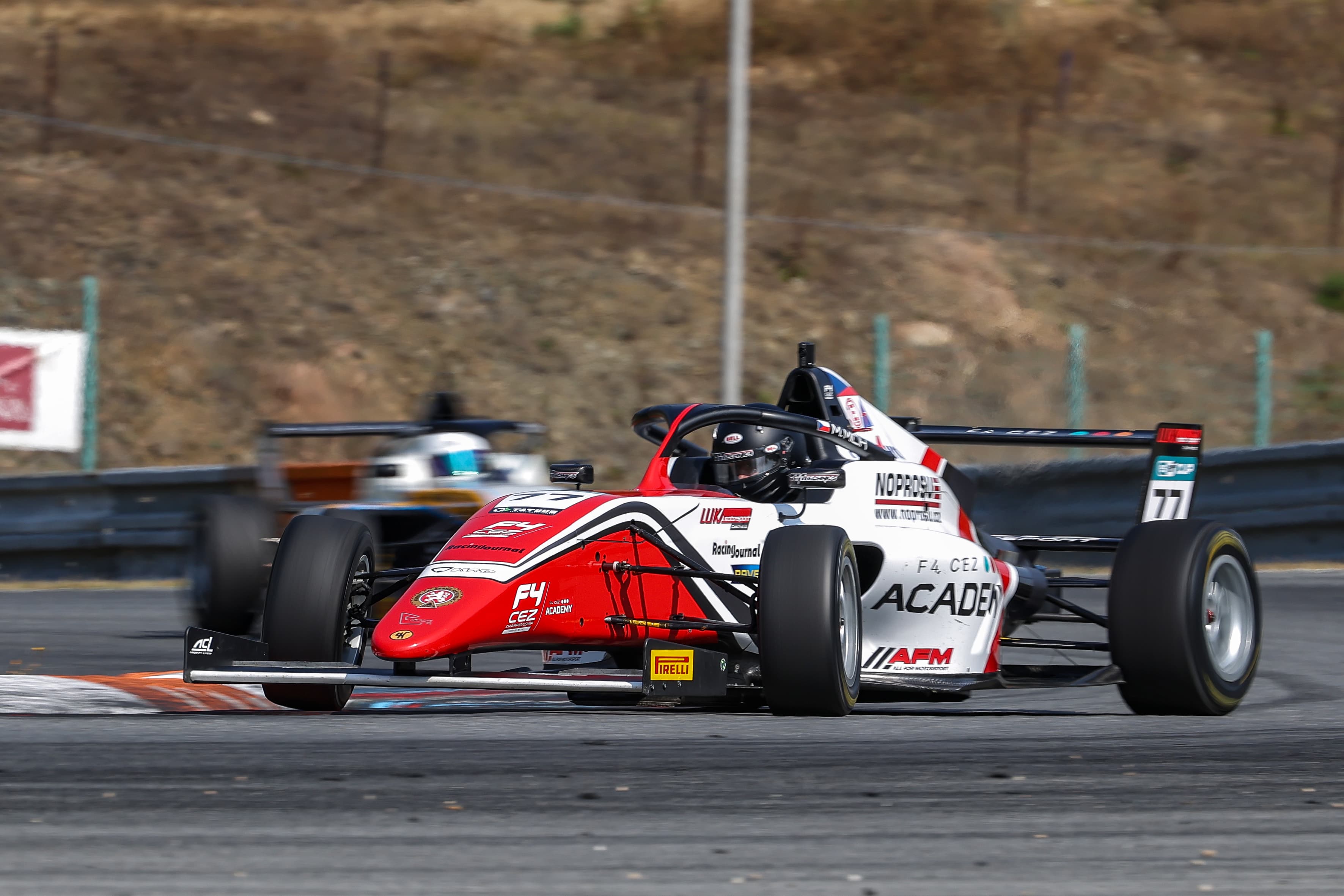 F4 CEZ Academy