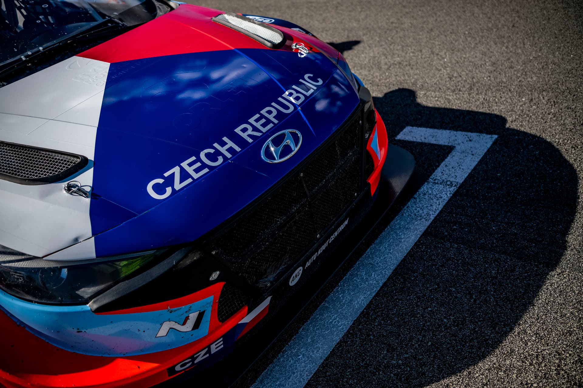 Hyundai Elantra N TCR startovní rošt