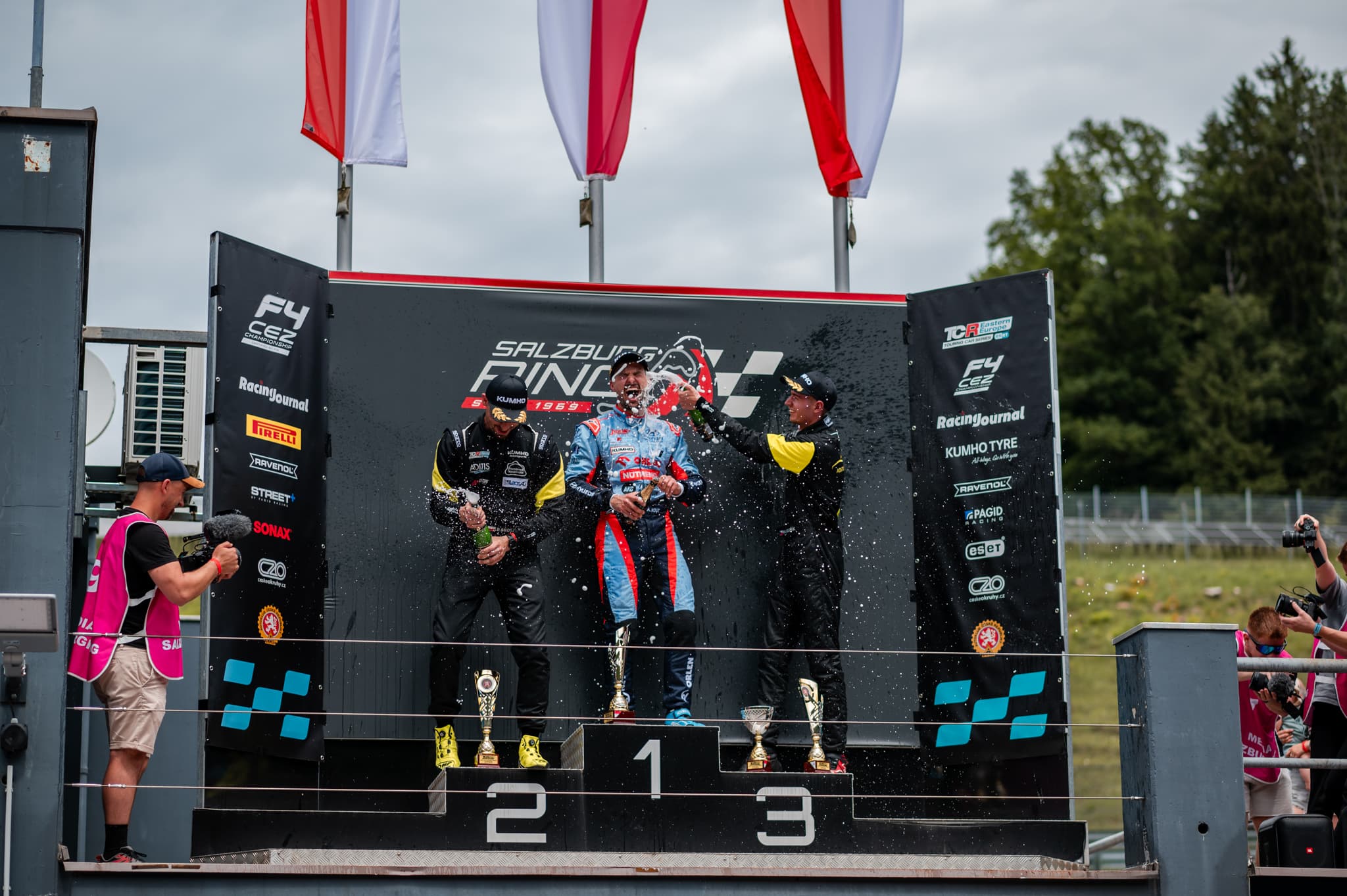 janík tcr ee salz 25