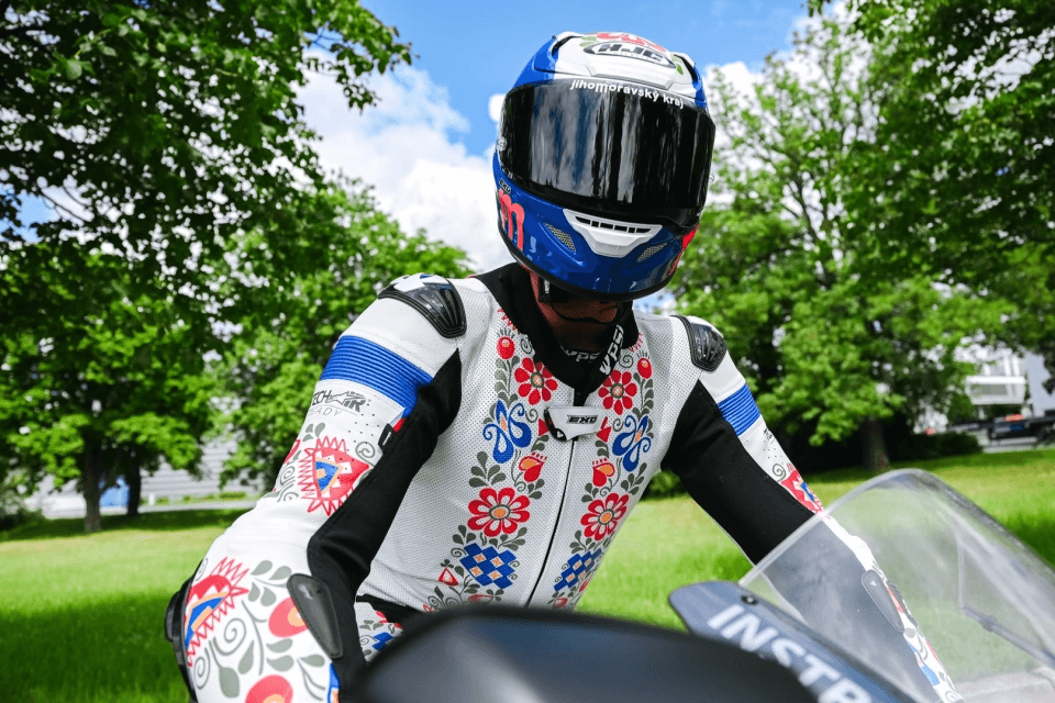 Aukce helmy MotoGP Brno