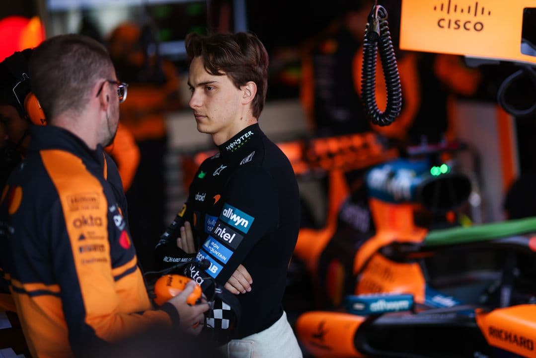 Lando Norris zbarvil Zandvoort do papájových barev