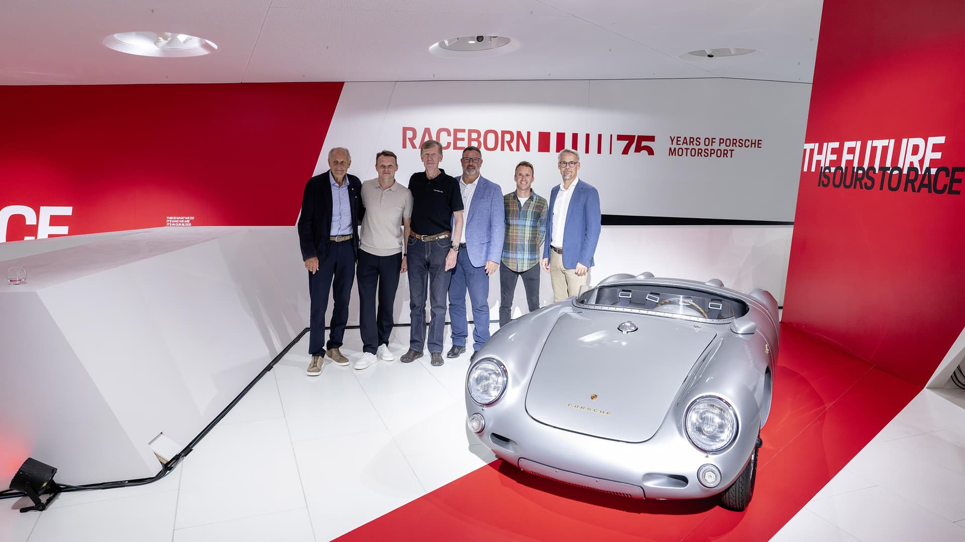 Porsche slaví 75 let motorsportu speciální výstavou