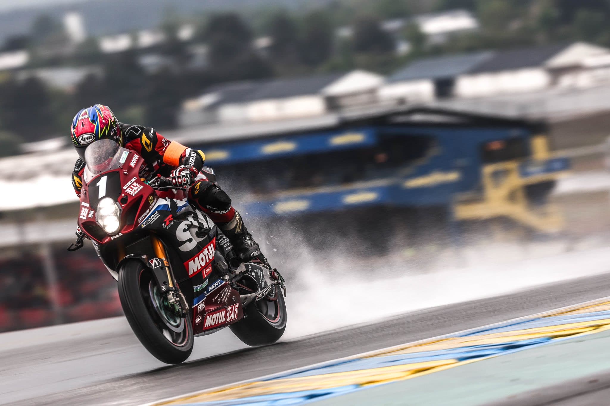 24 h motos 25 suzuki