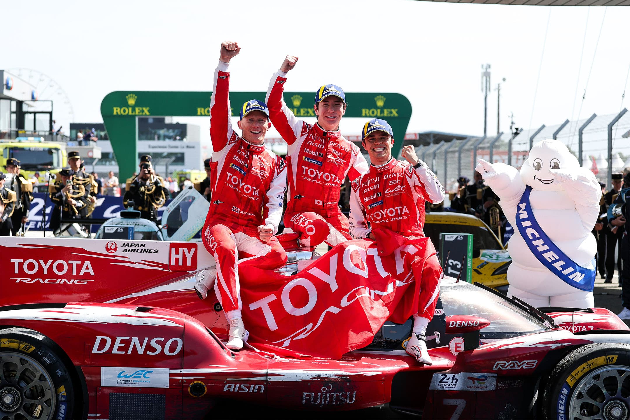 Le Mans 24 hodin 2026 Toyota TR010 Hybrid Kamui Kobayashi Nyck de Vries Mike Conway