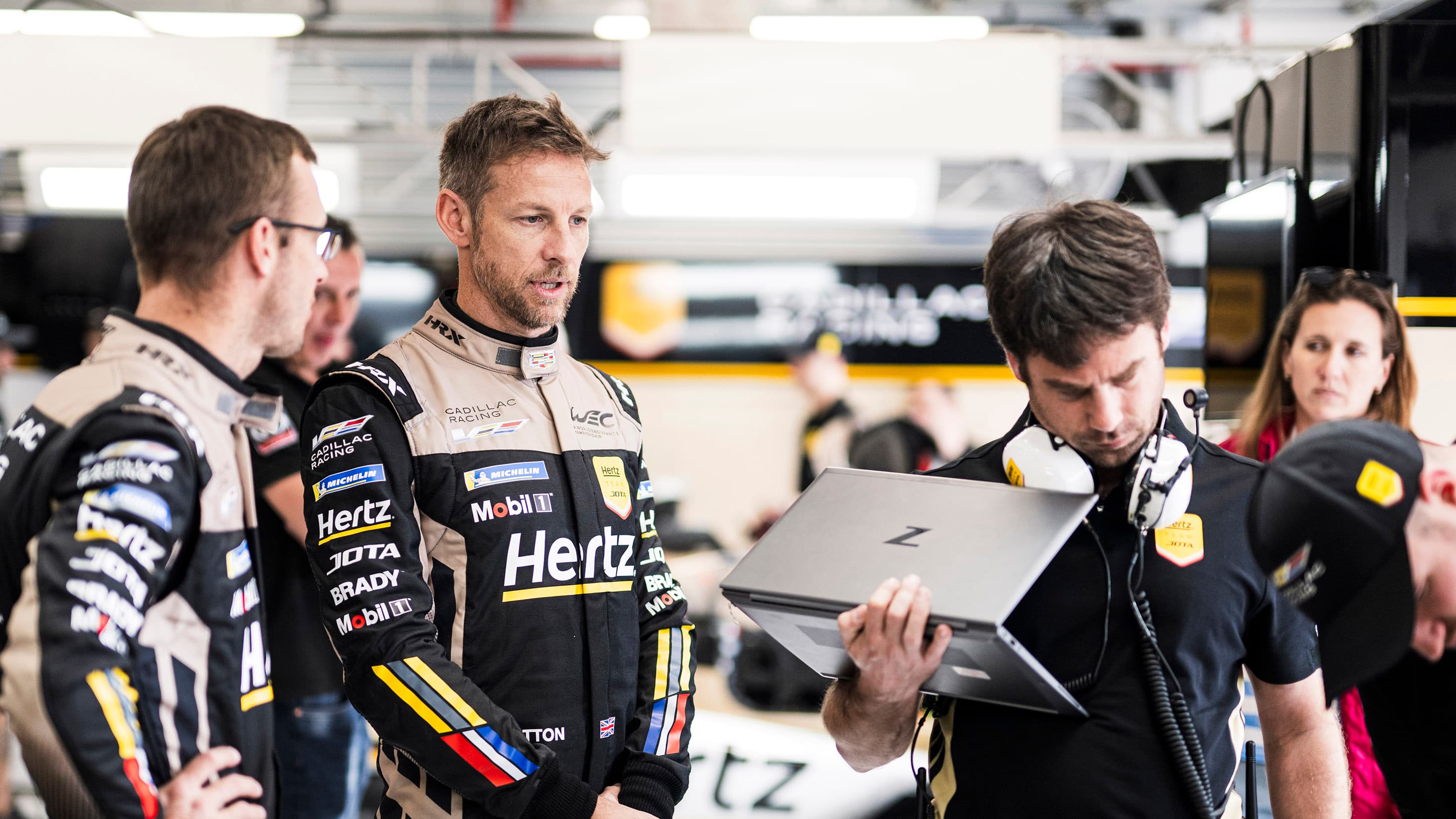 Button Cadillac