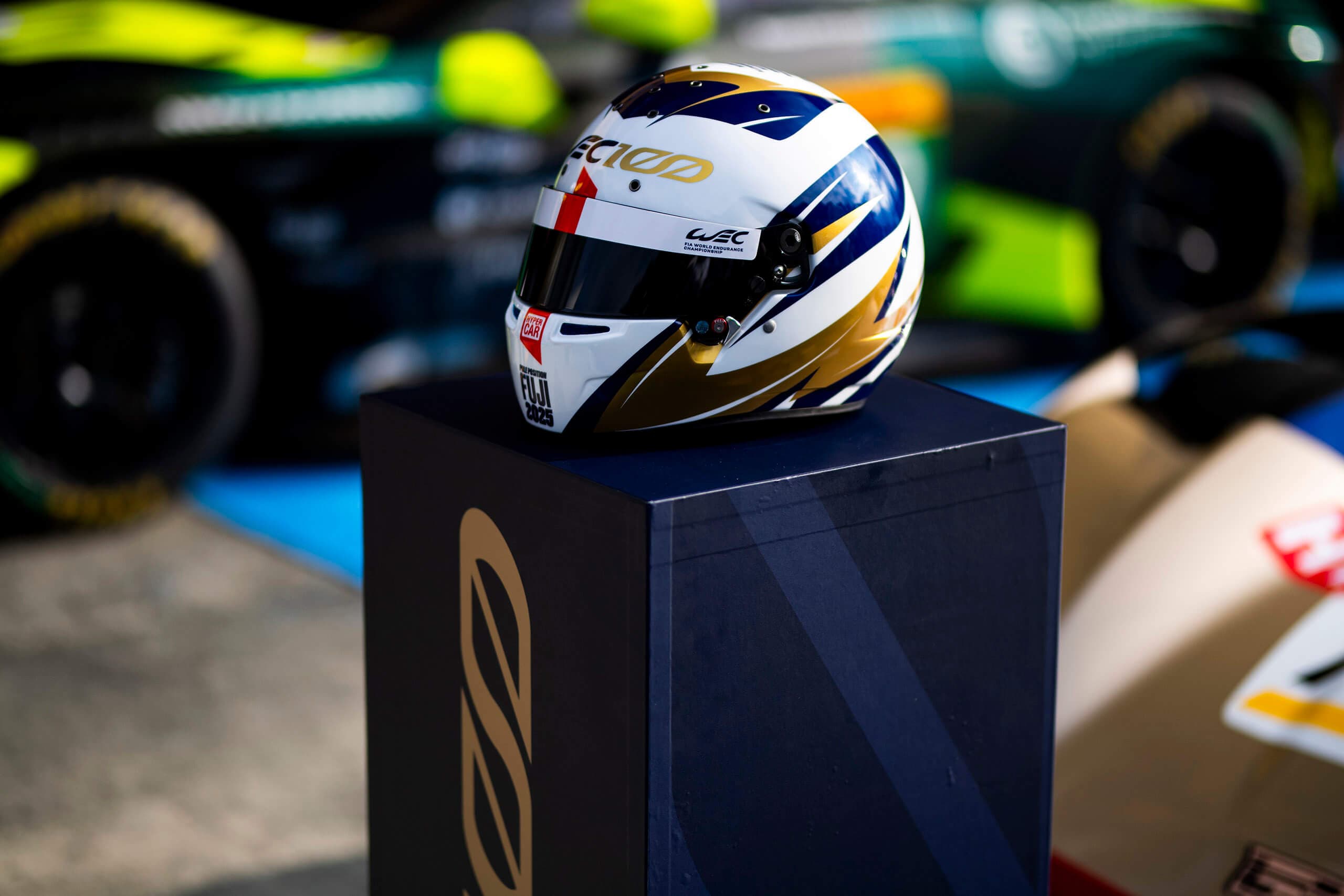 WEC Fuji 100 Trofej Pole