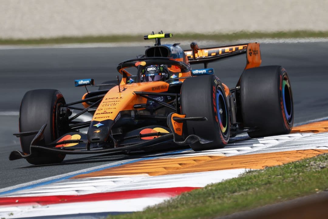 Lando Norris zbarvil Zandvoort do papájových barev