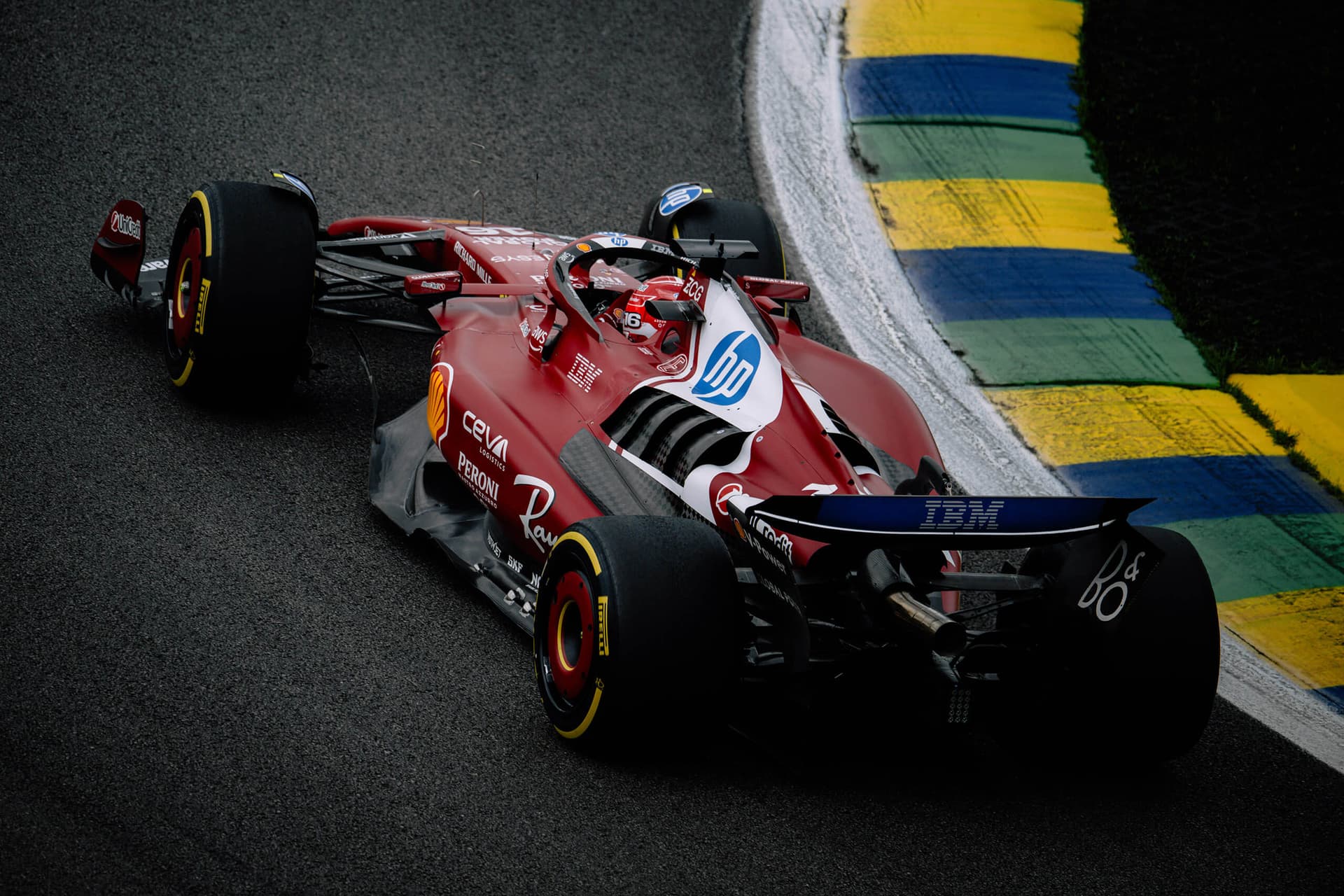 Ferrari v Brazílii