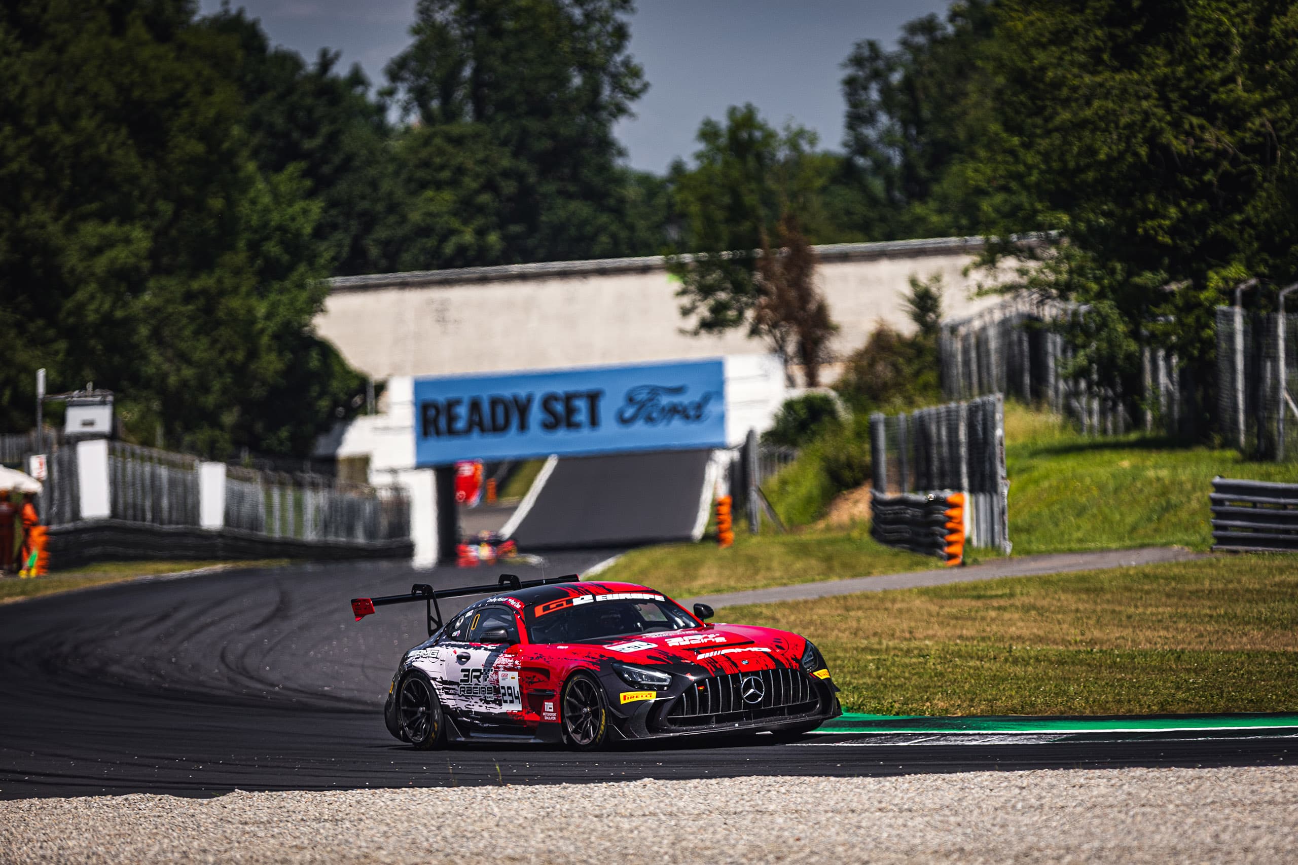 RTR Projects čeká třetí podnik GT2 European Series v Misanu