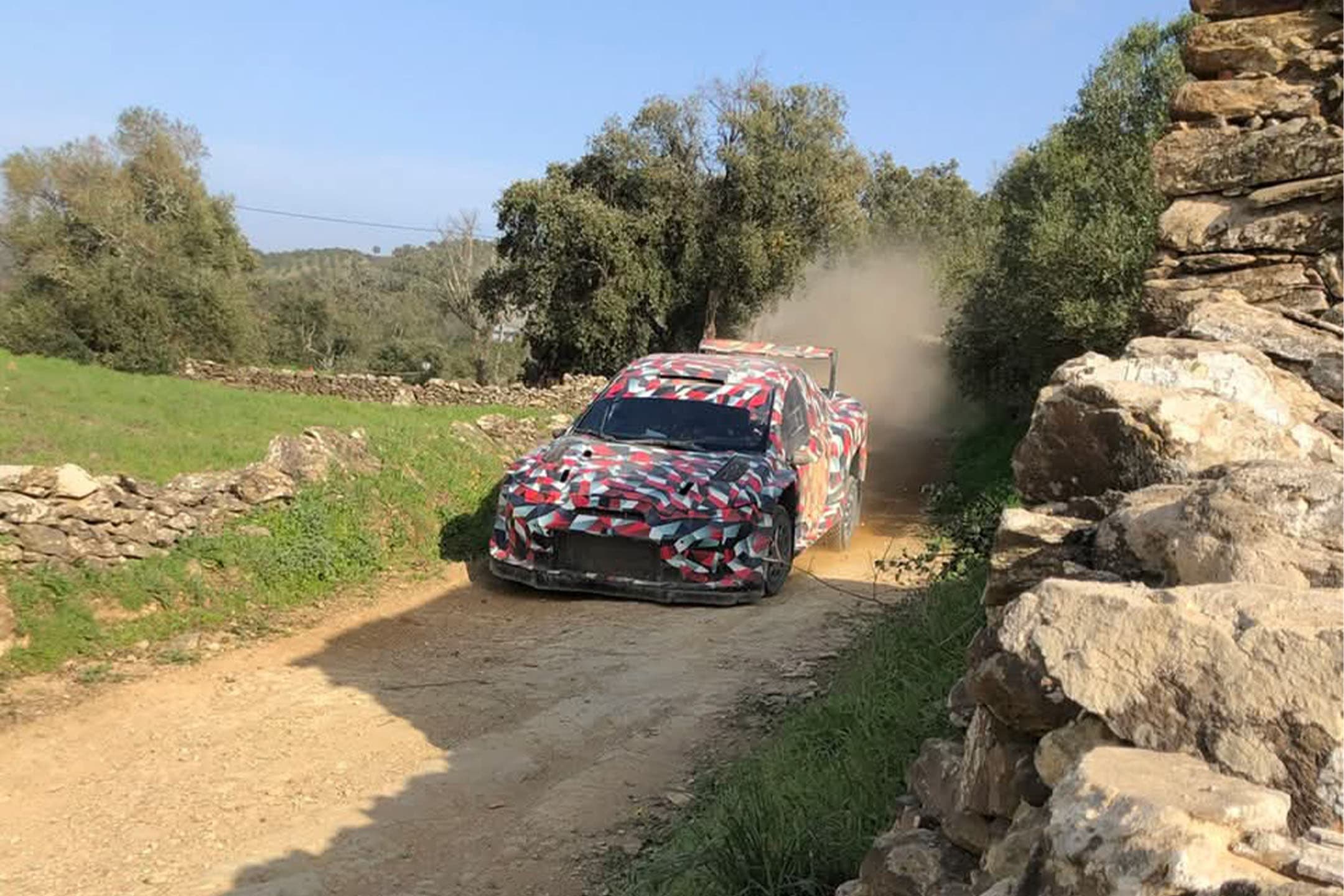 Toyota WRC27 test