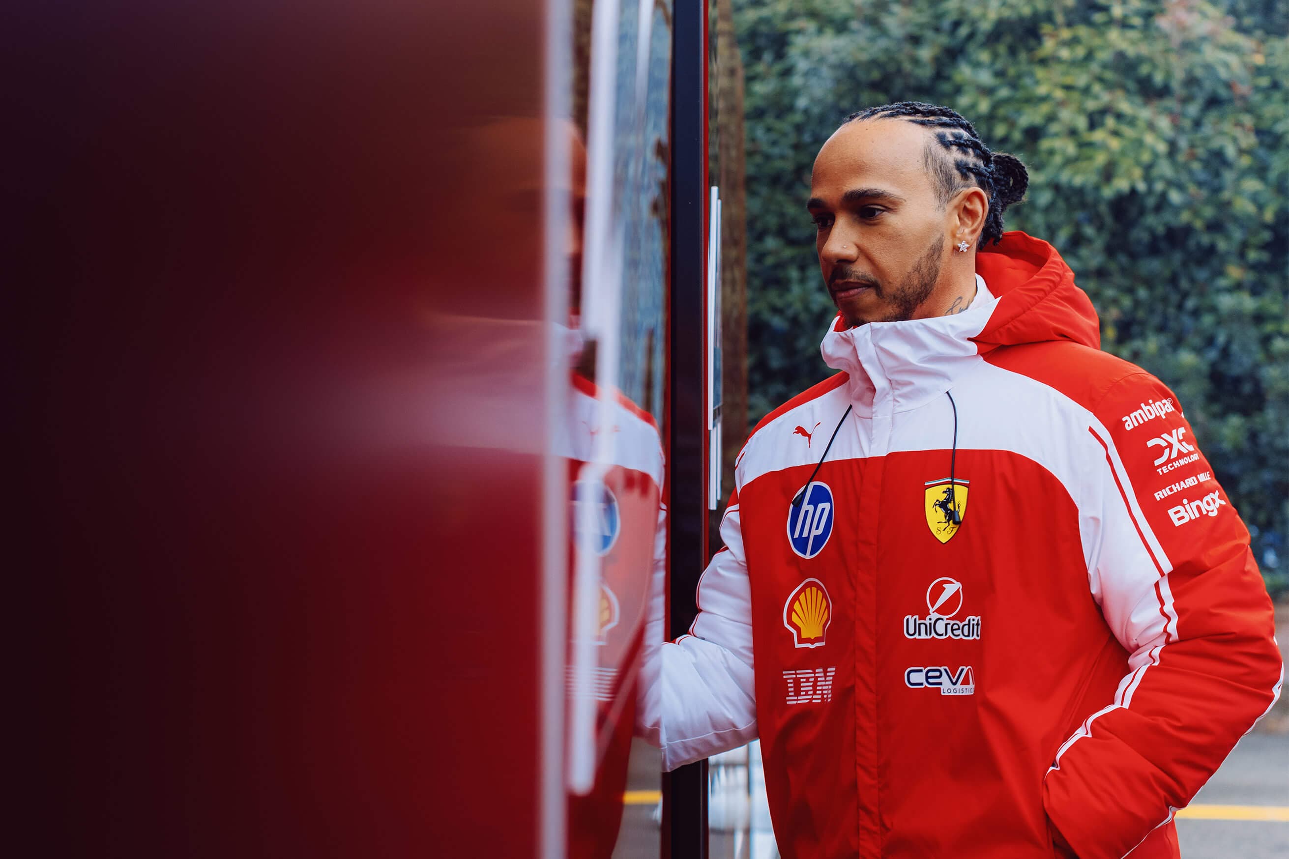 Hamilton: Nová generace monopostů je živější a zábavnější