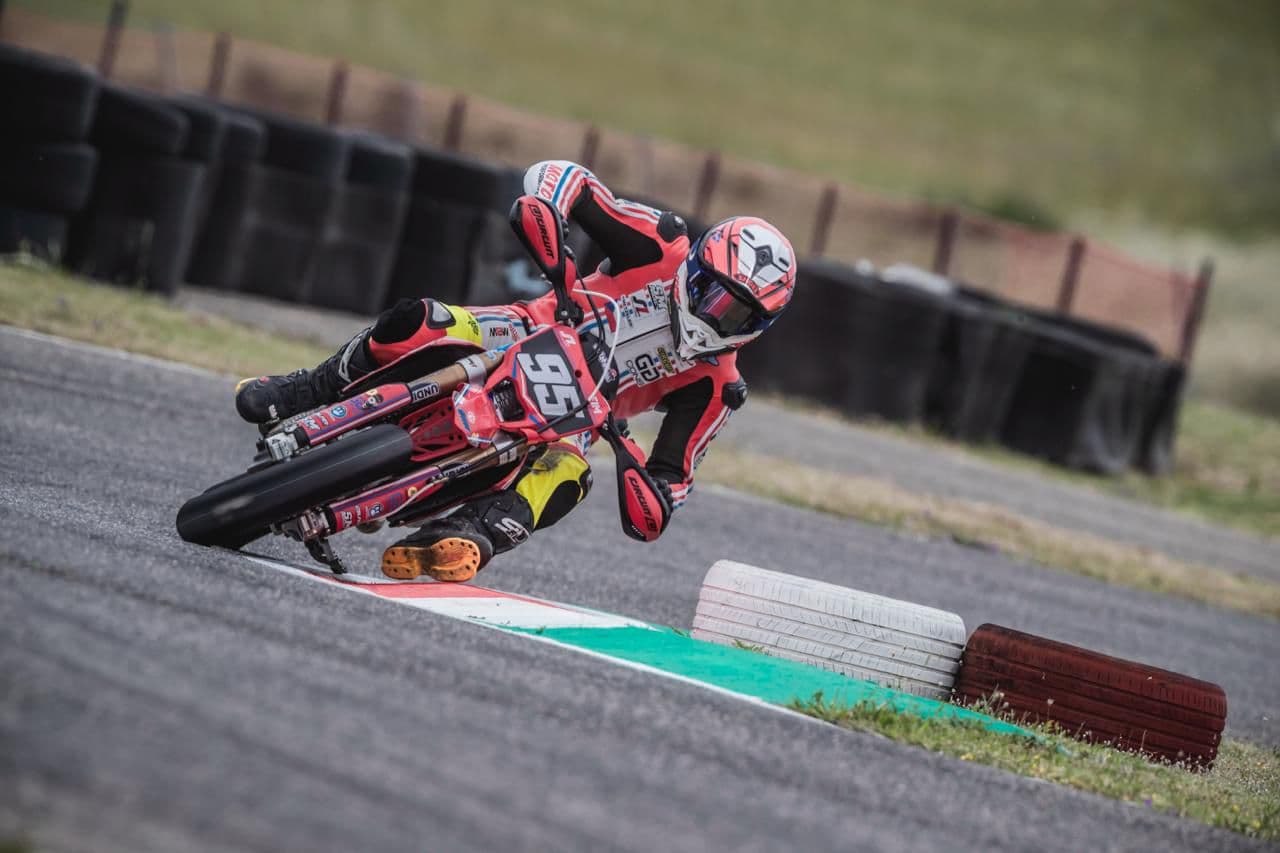 Supermoto-Ullman-1