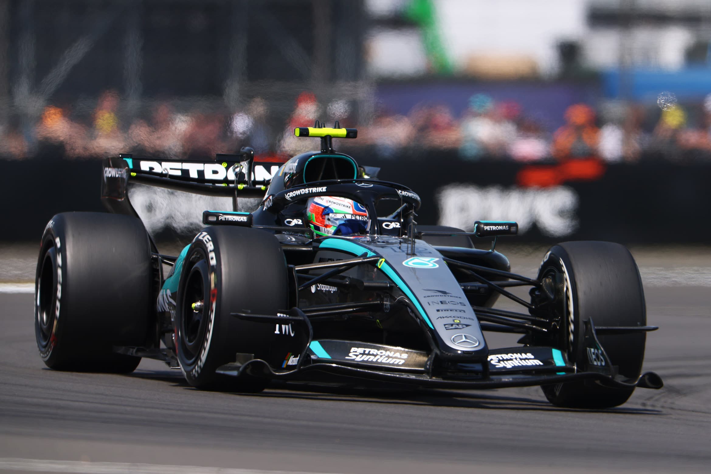 Do Velké ceny Velké Británie vyrazí z pole position Antonelli