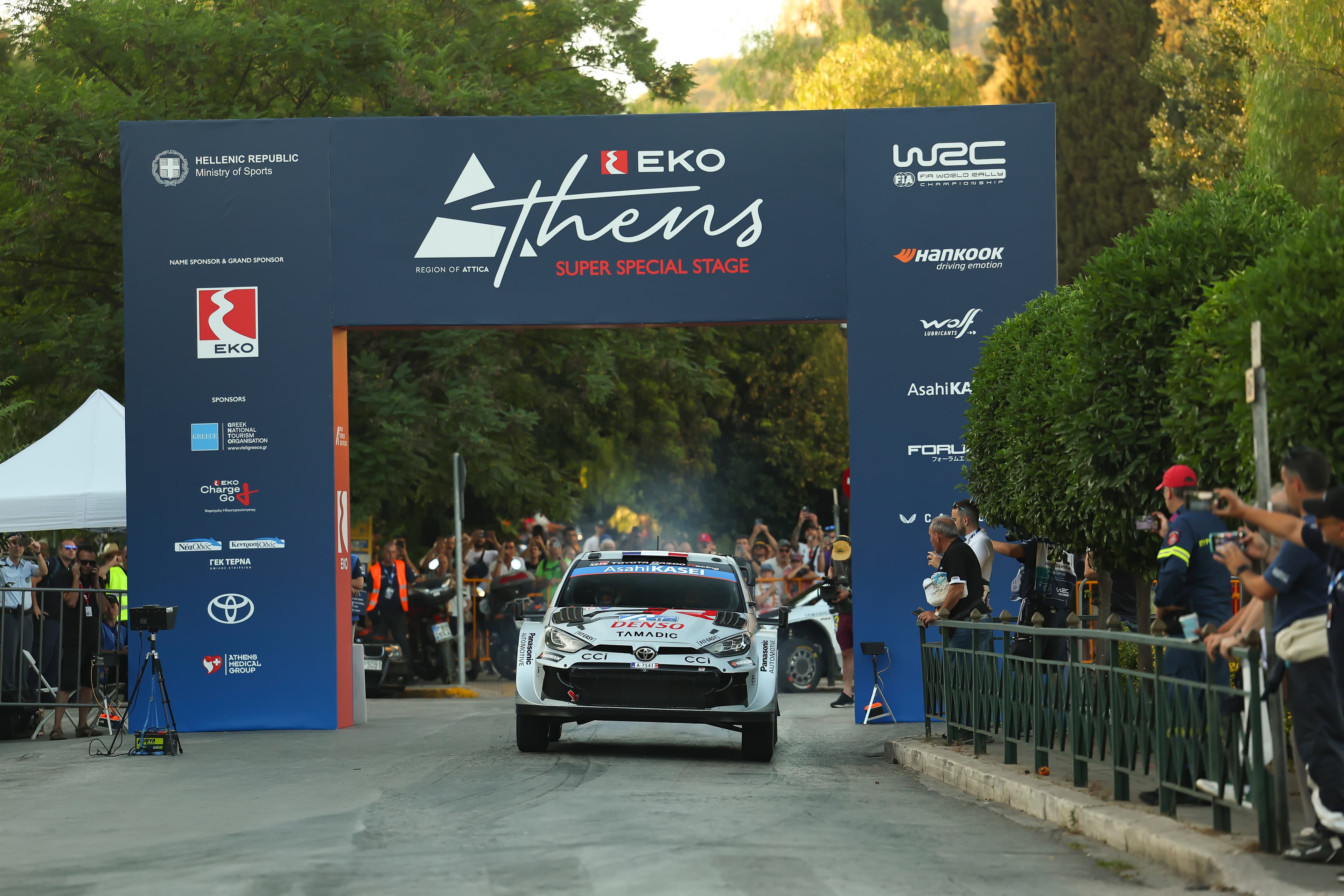 wrc greece 25 čtvrtek ogier