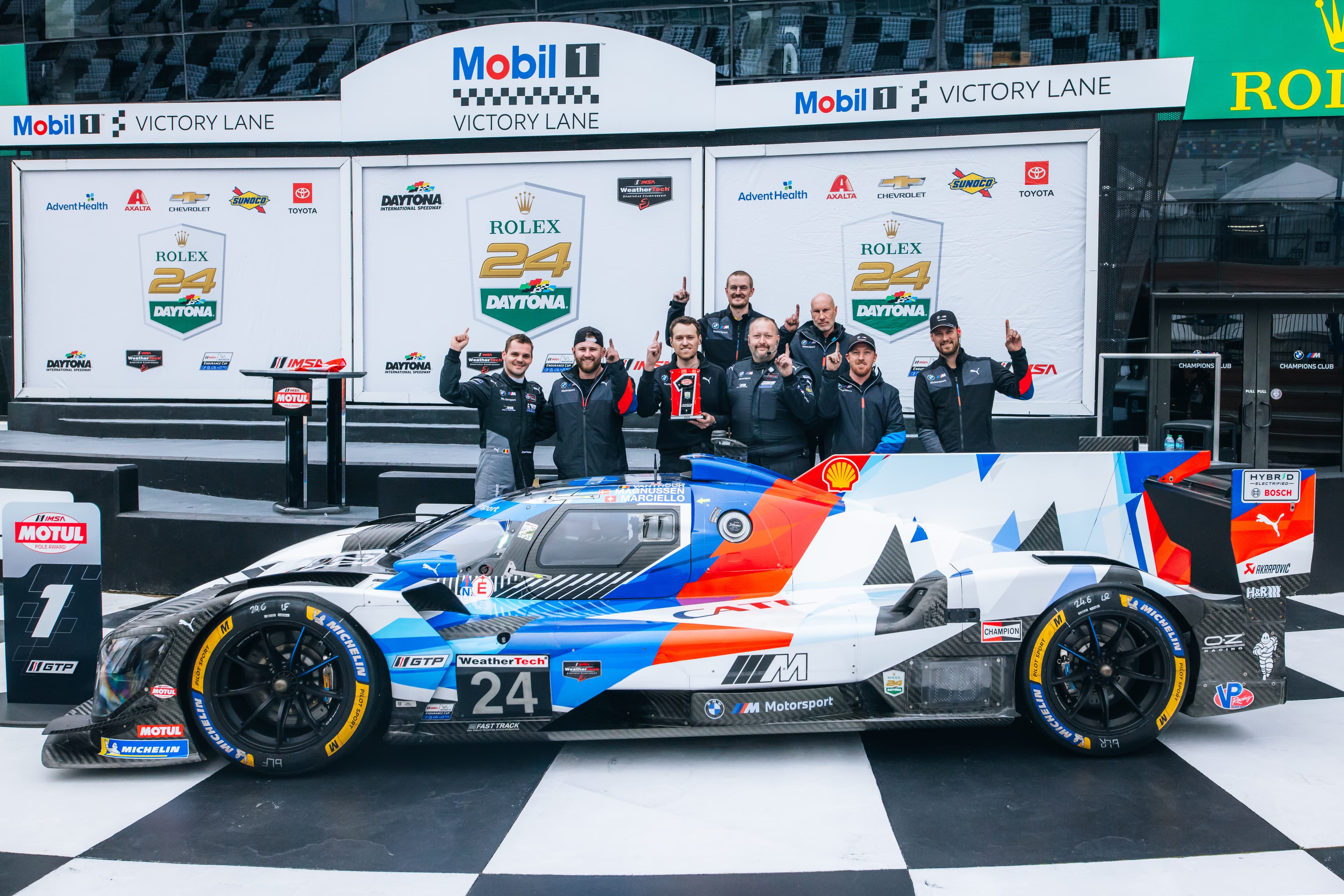 BMW M Hybrid v textu