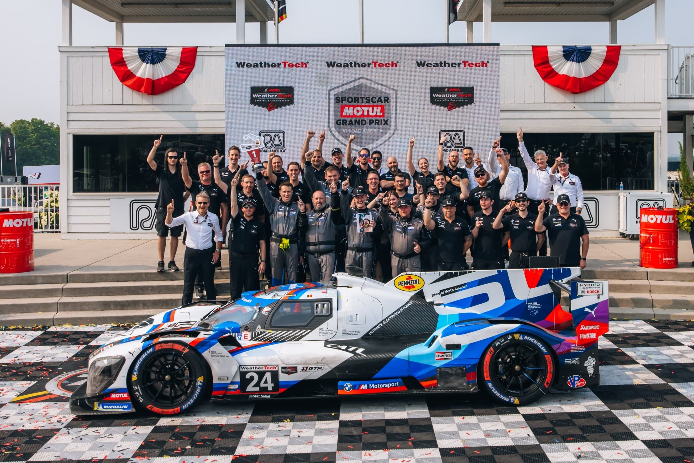 imsa 25 ra bmw podium