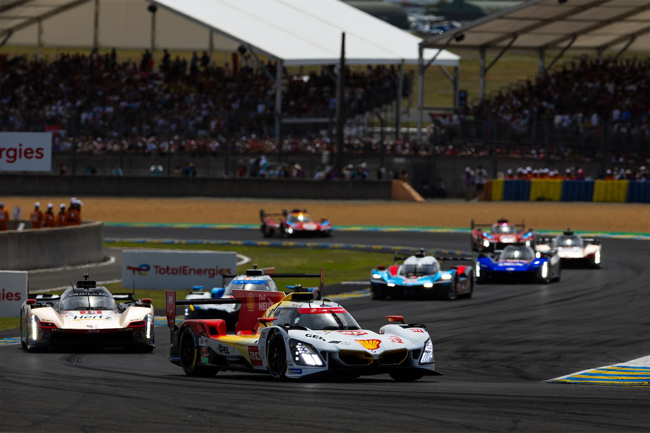Hypercar BMW M Hybrid V8 Le Mans 2026