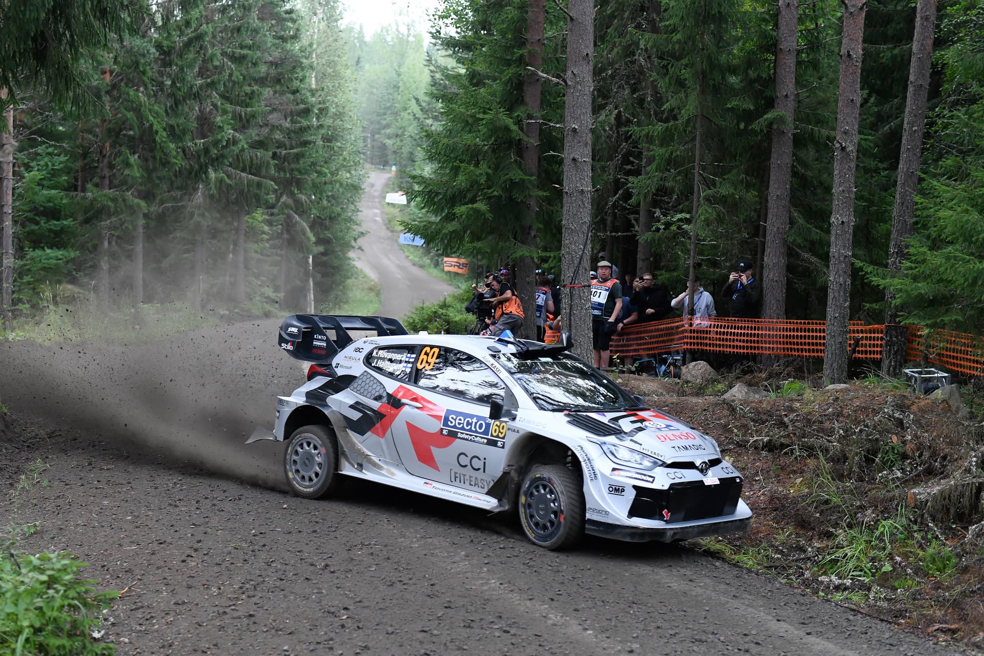 wrc finalnd 25 sobota rovanpera 1
