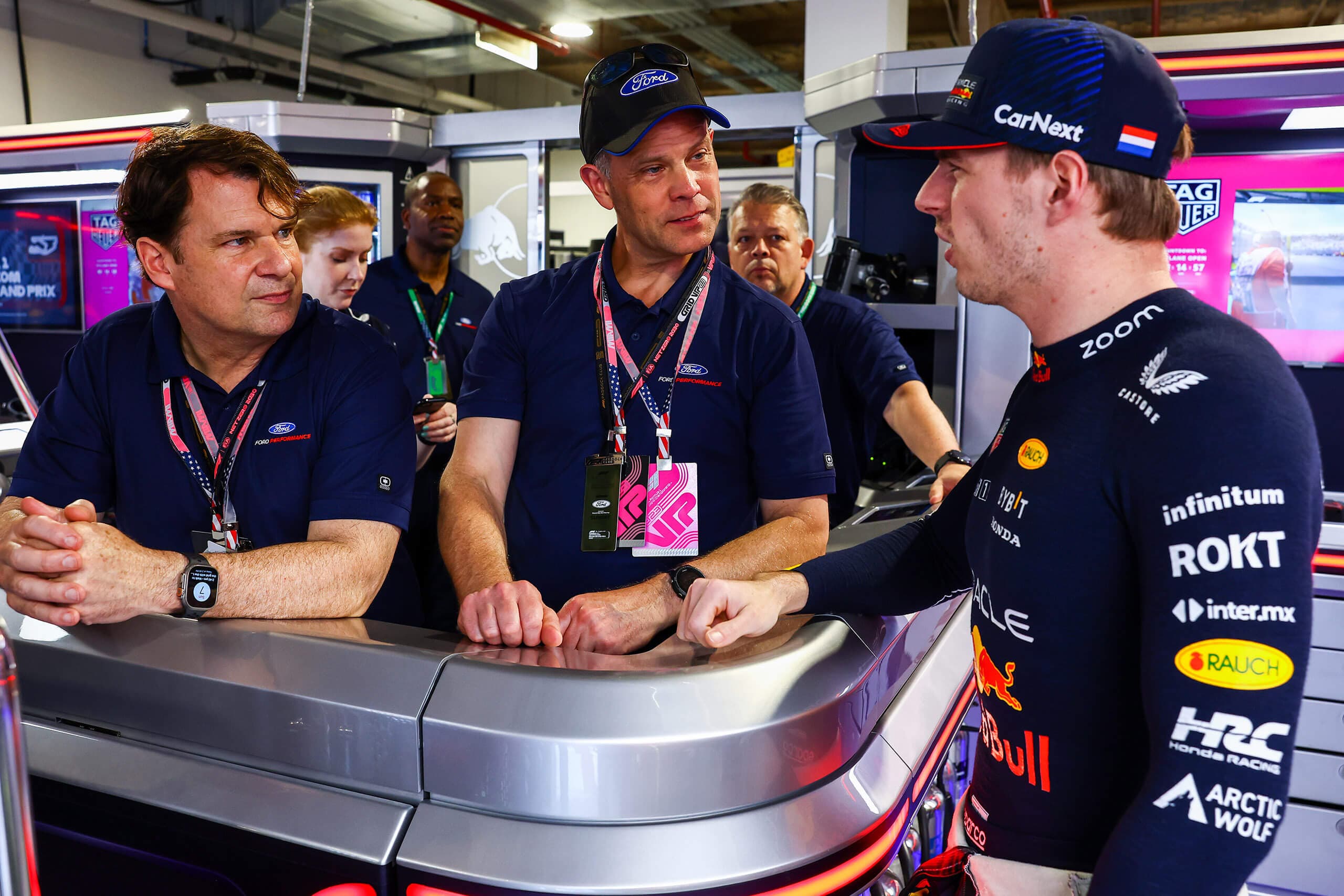Red Bull a Ford Racing čeká společné odhalení 15. ledna v Detroitu