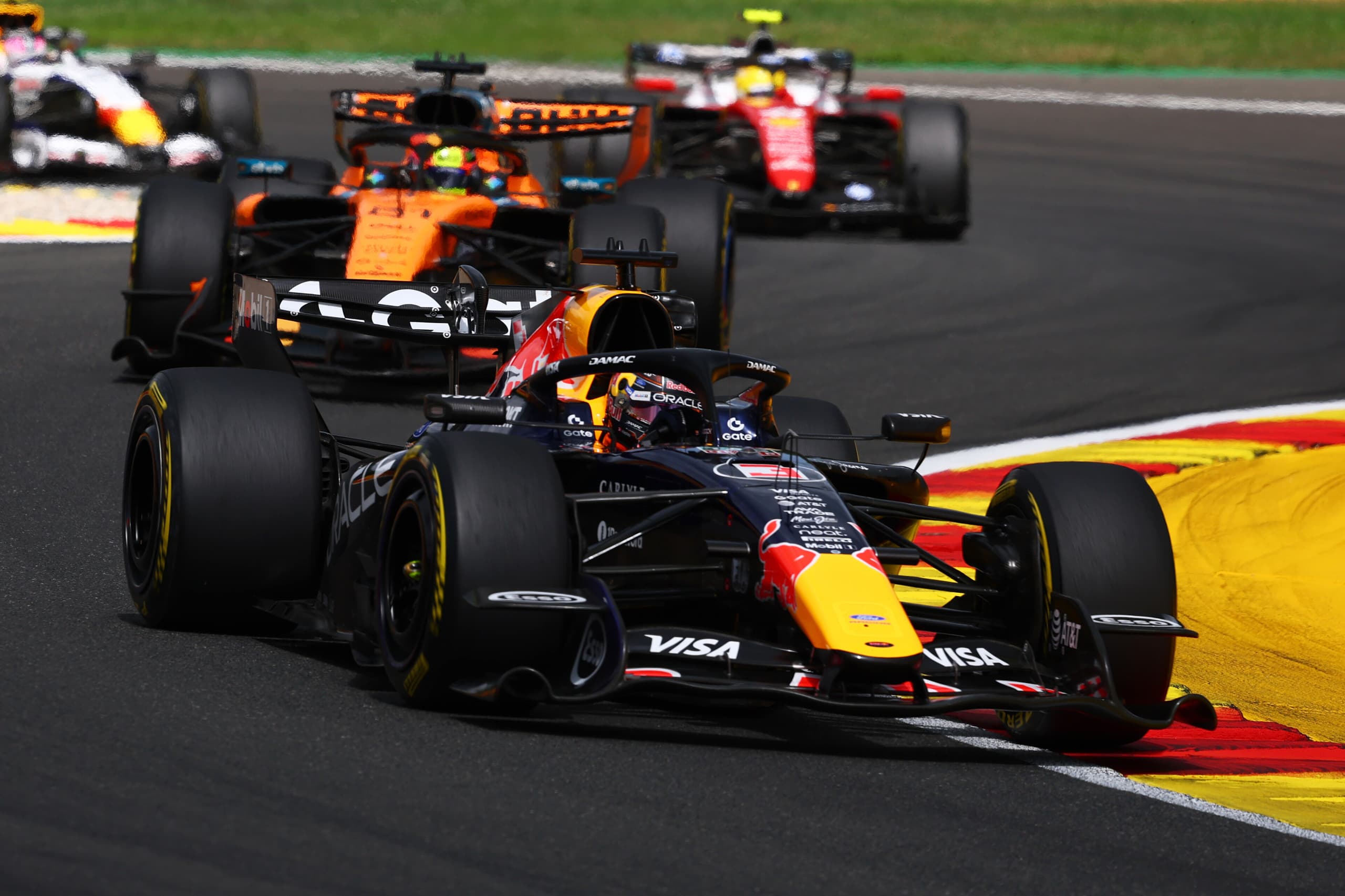 Formule 1 plánuje od příštího roku zkrátit závody