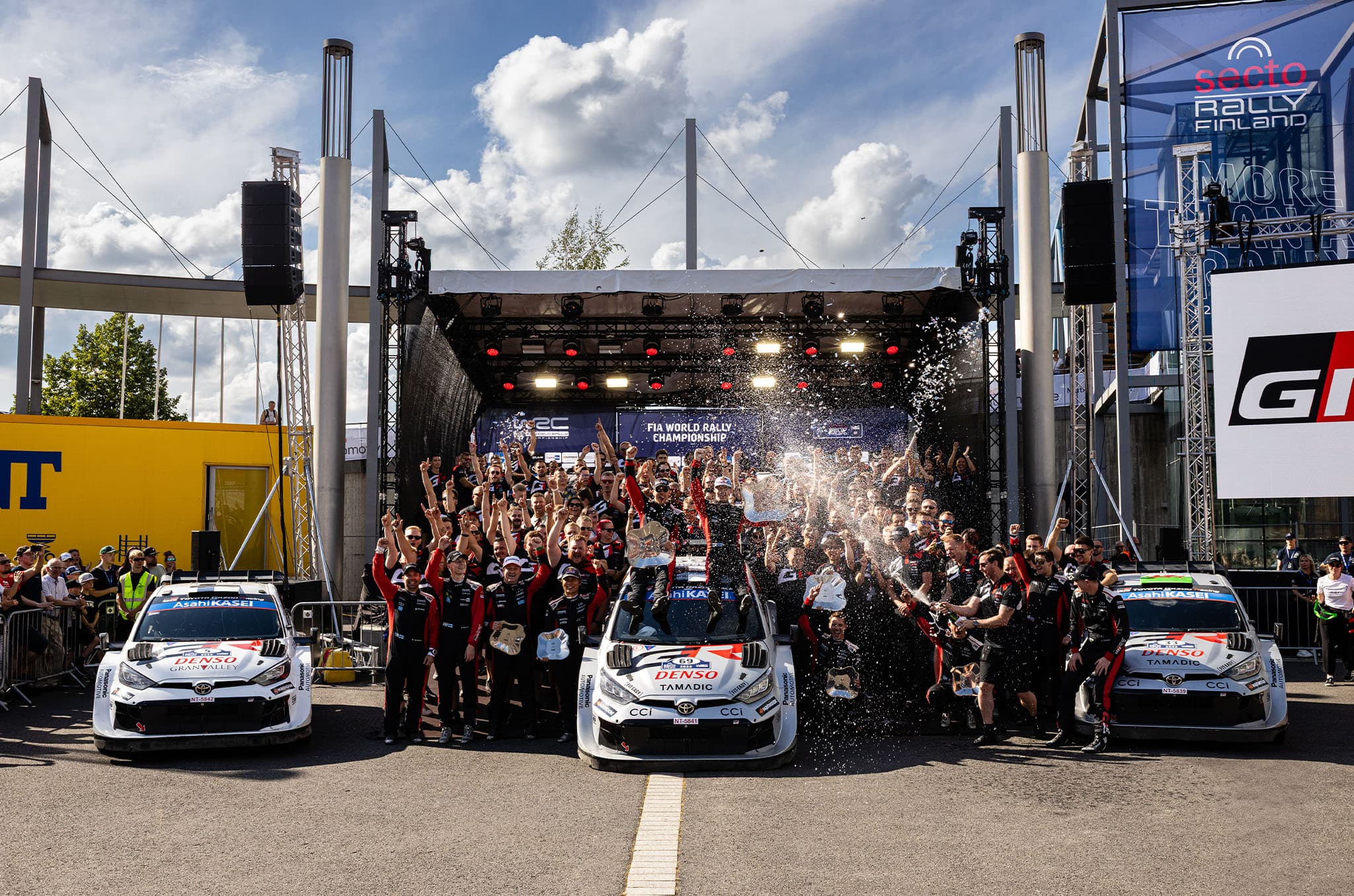 wrc finalnd 25 neděle 1