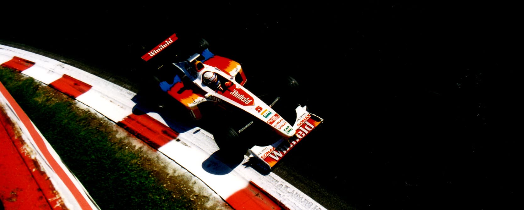 Ve věku 59 let zemřel závodník Alex Zanardi