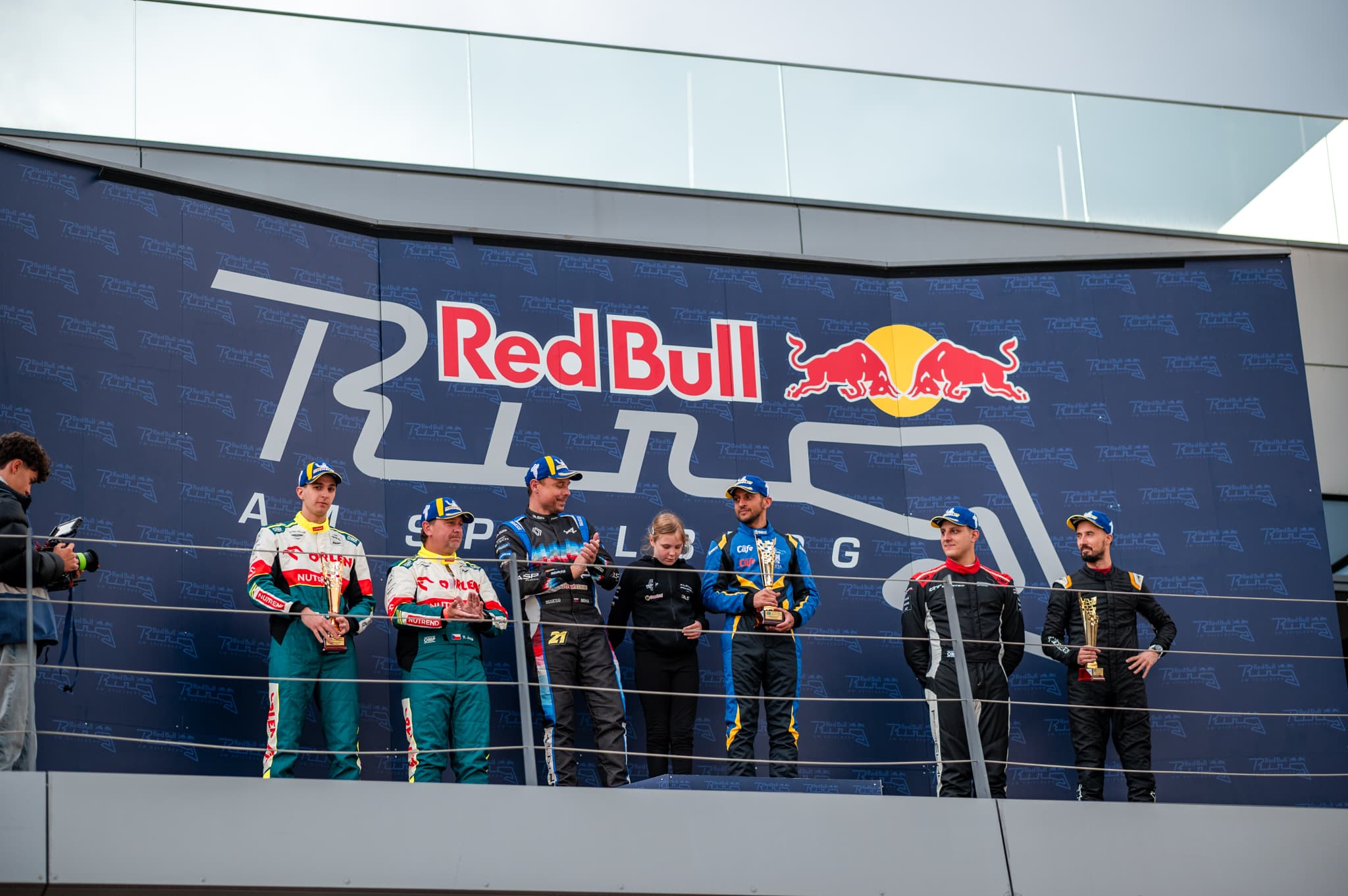 janik aston premier race 25 2