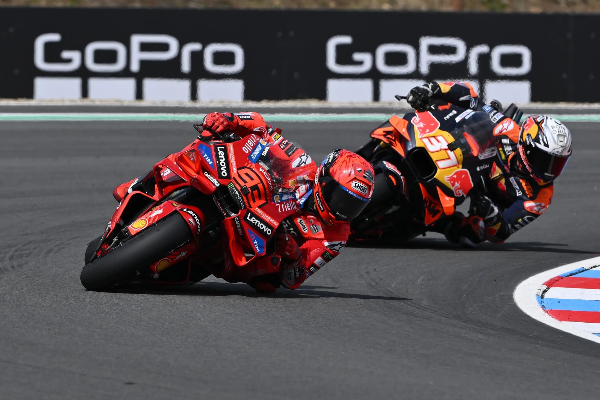 Marc Márquez Pedro Acosta MotoGP Brno 2025