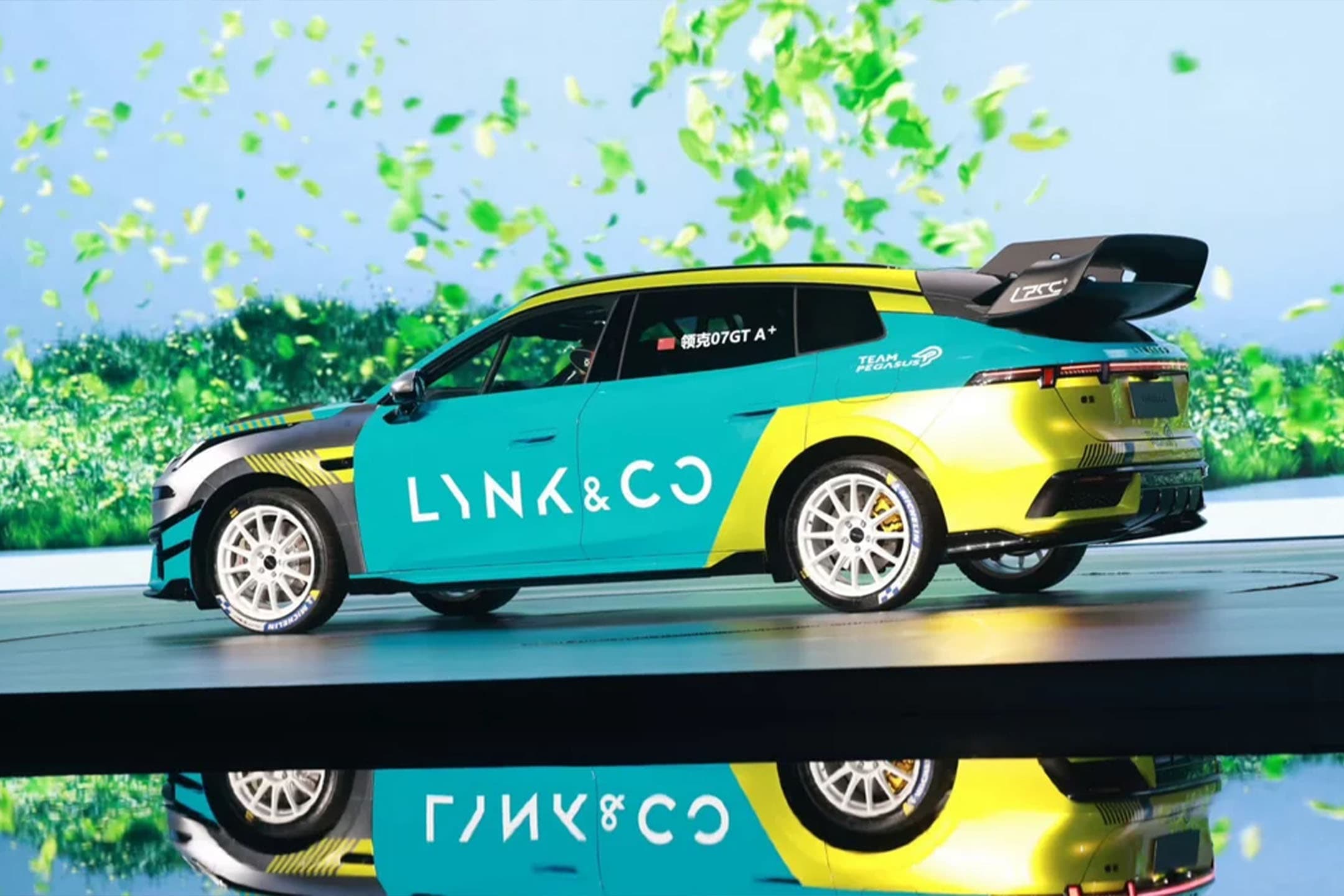 Lynk & Co 07 GT Rally