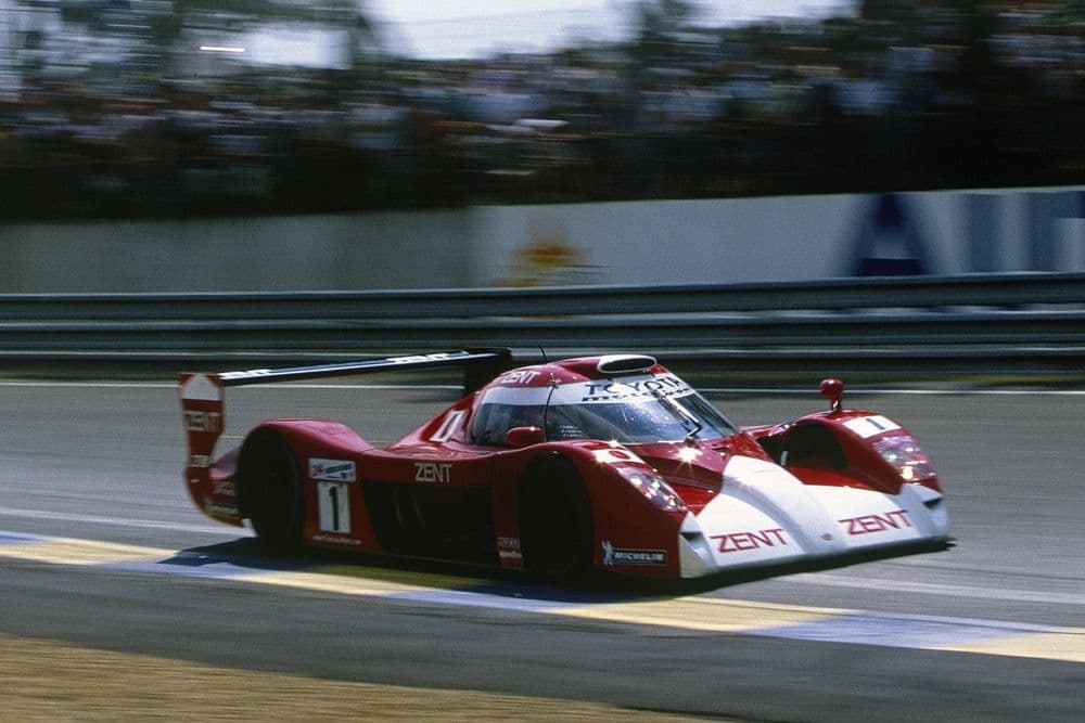 Toyota LM 1999 č1